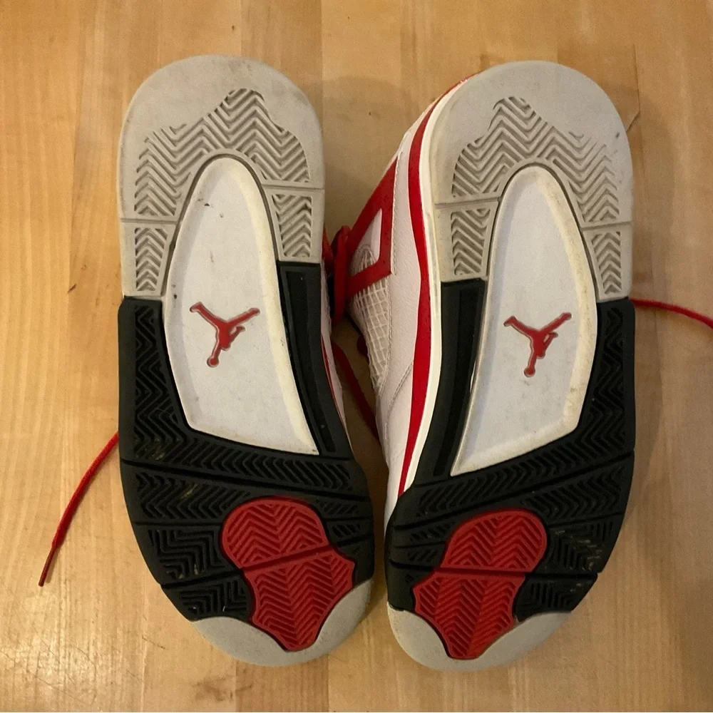 Nike Air Jordan 4 Retro White/Red (Fire Red Style) – Men’s 7.5